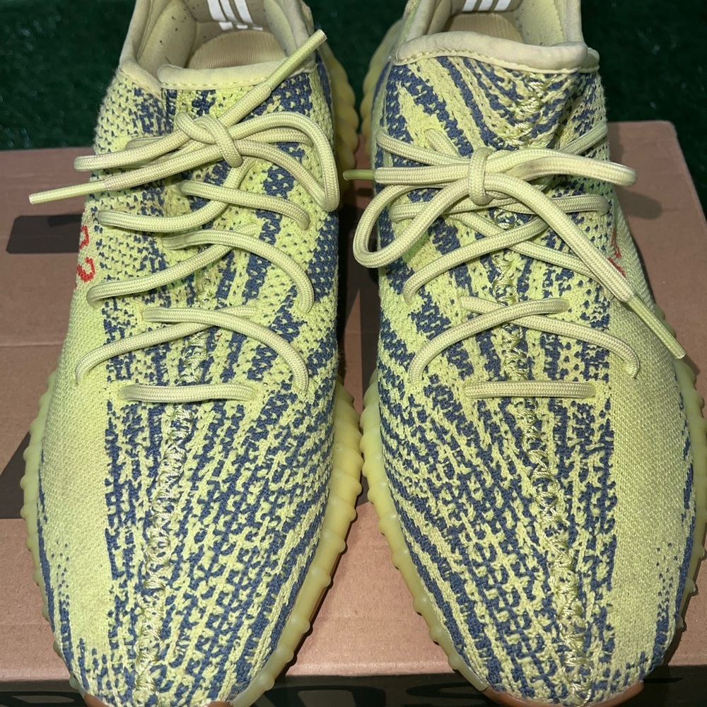ADIDAS YEEZY BOOST 350 V2 SEMI FROZEN YELLOW - Picture 3 of 4